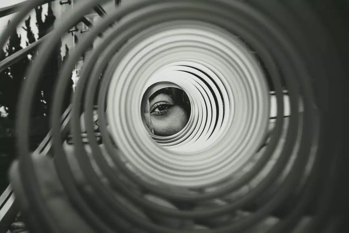 What is looping? It refers to a state of hyperintense focus on something, to the exclusion of everything else.