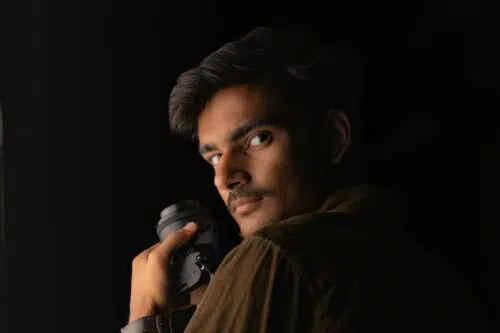 Staring Meaning: Unlocking the Secrets of Intense Gazes 3 Autism and staring frequently go together because it simply represents a behavior of having a different sensory processing style.