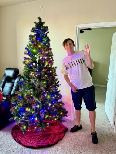 I have gratitude on being able to live happily in my first apartment. 